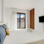Atico Cardon شقة